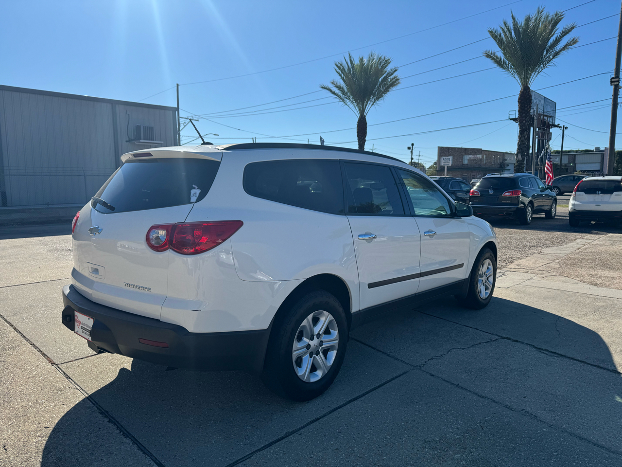 Chevrolet Traverse LS FWD 2012