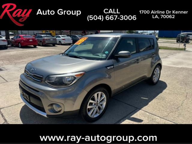 Gray 2017 Kia Soul + Wagon Front-Wheel Drive