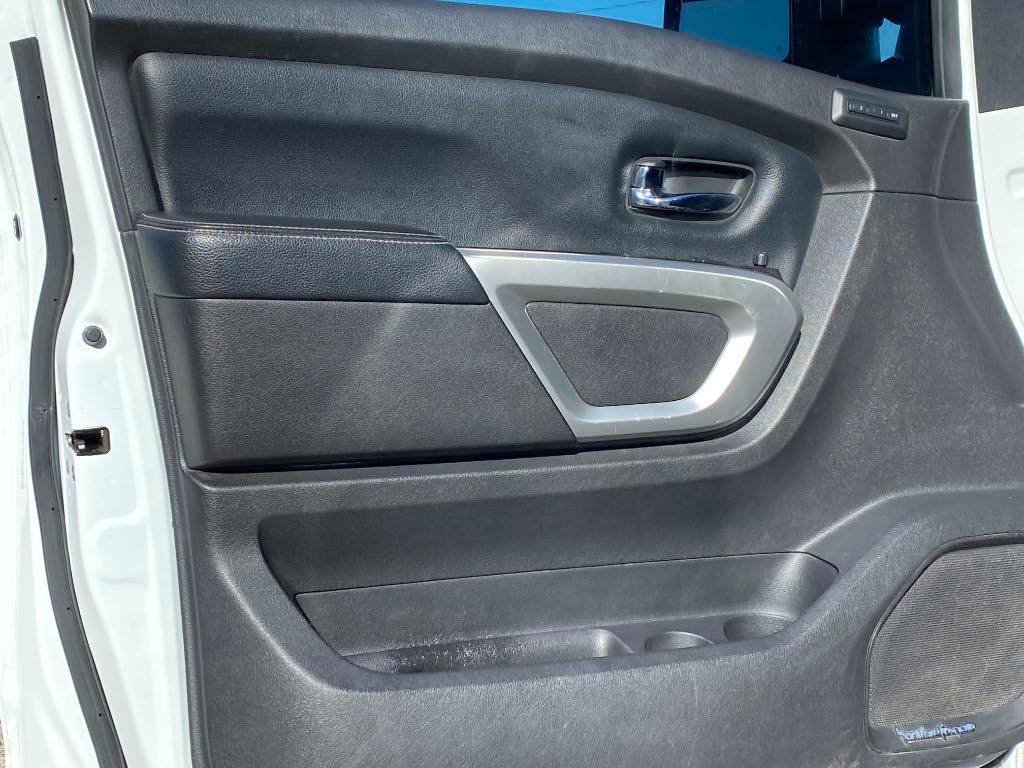 Nissan Titan XD  2017