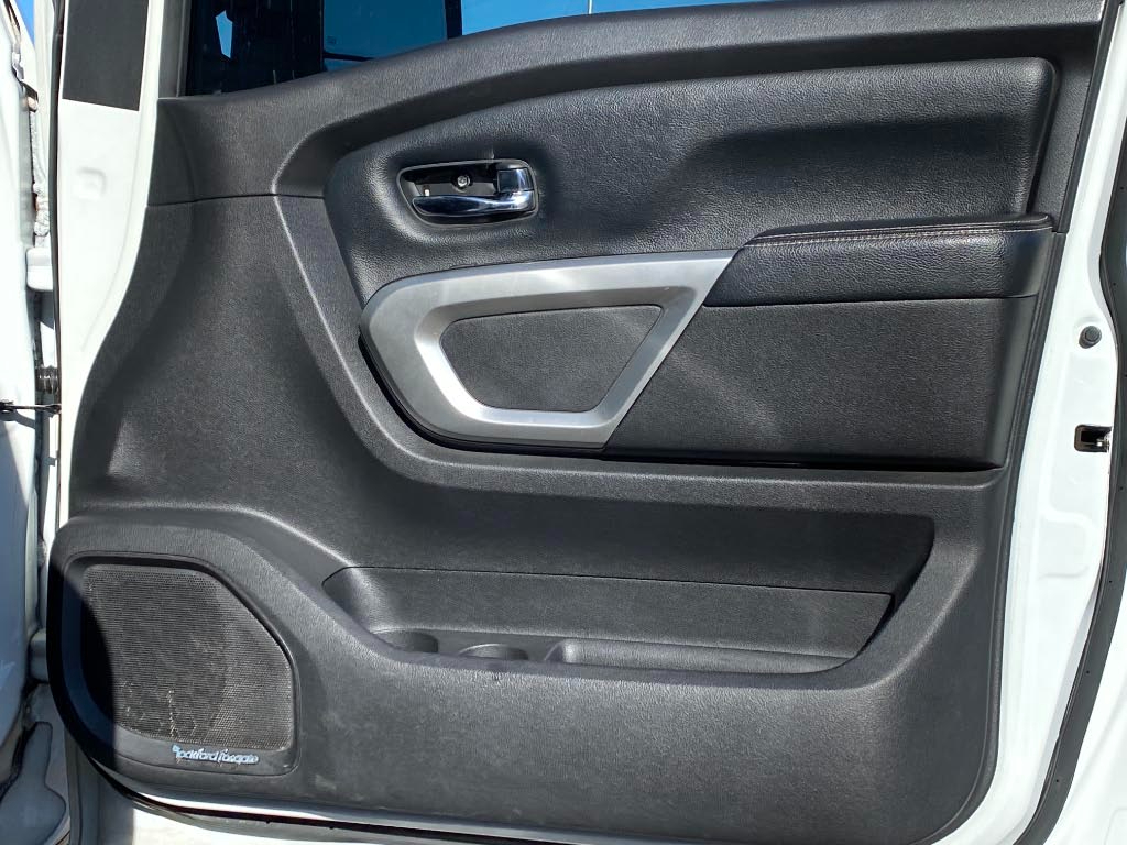 Nissan Titan XD  2017