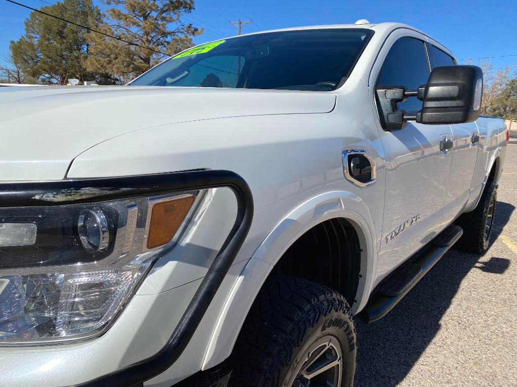 Nissan Titan XD  2017