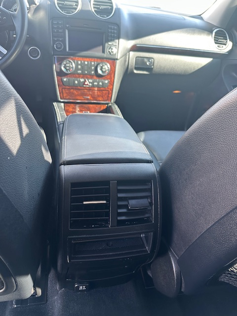 Mercedes-Benz GL-Class GL450 4MATIC 2012