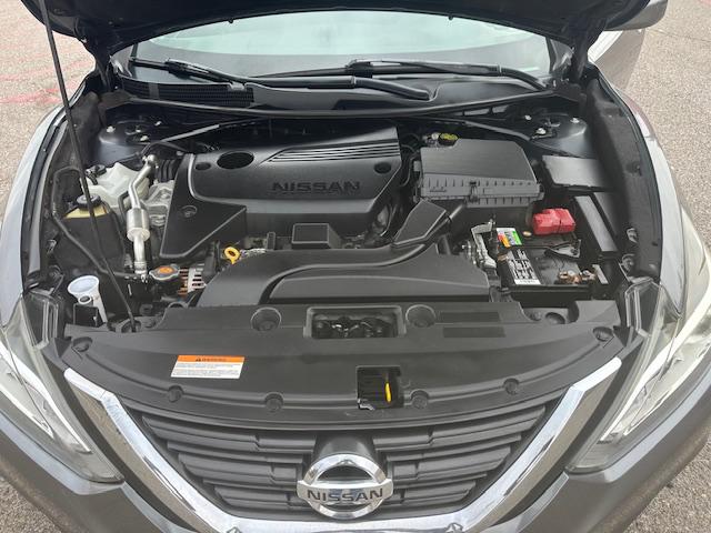 Nissan Altima 2.5 SV 2018
