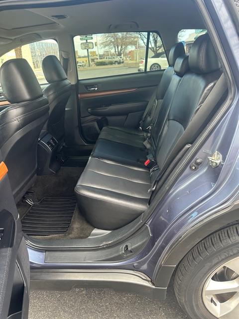 Subaru Outback 2.5i Limited 2014