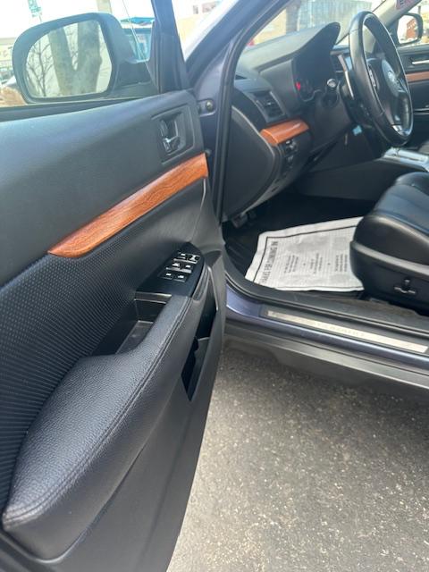 Subaru Outback 2.5i Limited 2014