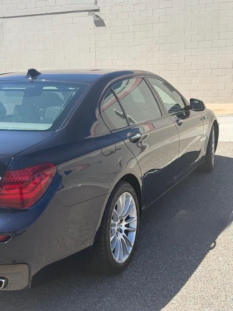 BMW 7-Series 750Li xDrive 2014