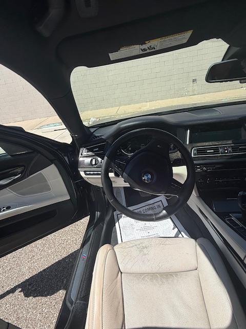 BMW 7-Series 750Li xDrive 2014