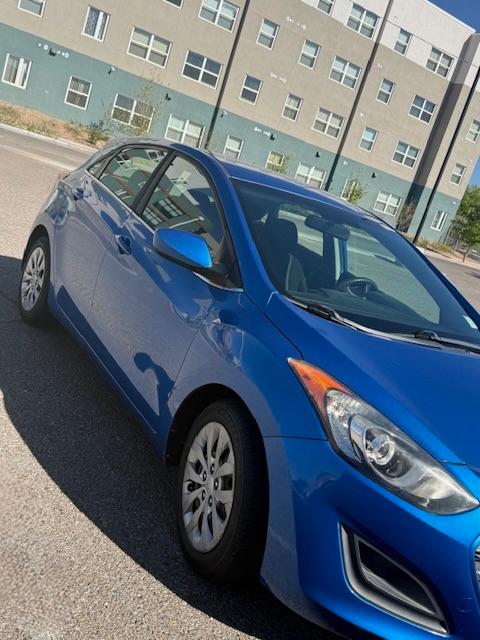 Hyundai Elantra GT A/T 2017