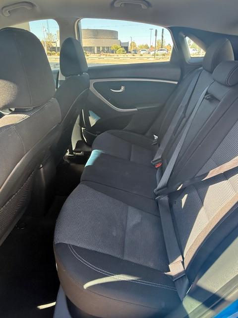 Hyundai Elantra GT A/T 2017