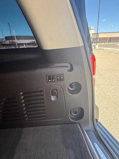 Chevrolet Suburban LTZ 4WD 2016