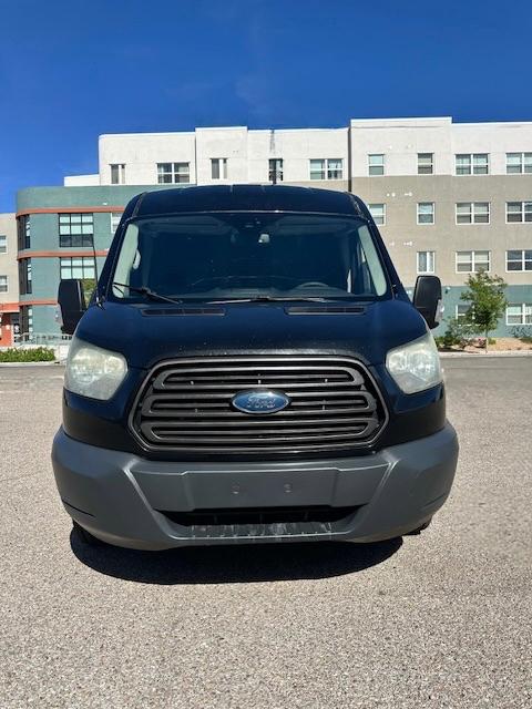 Ford Transit 250 Van Med. Roof w/Sliding Pass. 148-in. WB 2015