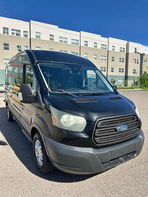 Ford Transit 250 Van Med. Roof w/Sliding Pass. 148-in. WB 2015