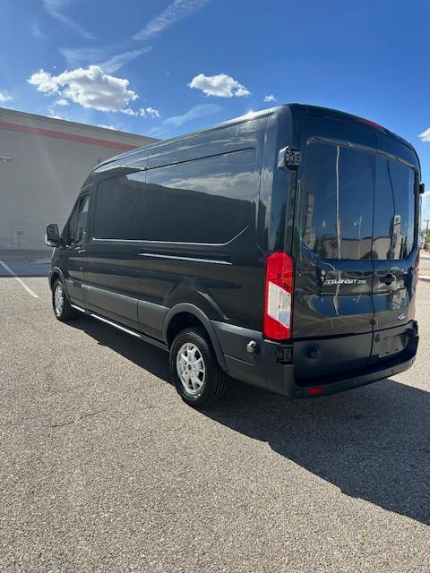 Ford Transit 250 Van Med. Roof w/Sliding Pass. 148-in. WB 2015