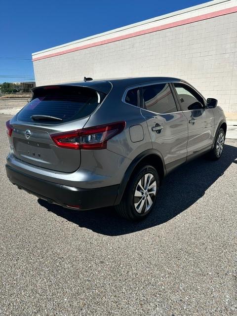 Nissan Rogue Sport S 2020