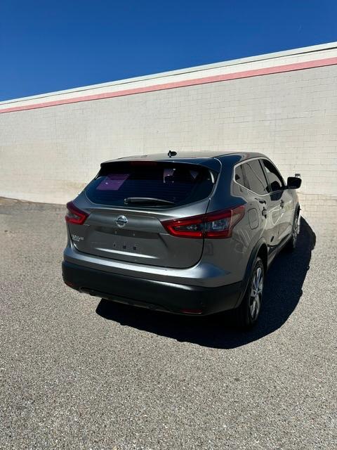 Nissan Rogue Sport S 2020