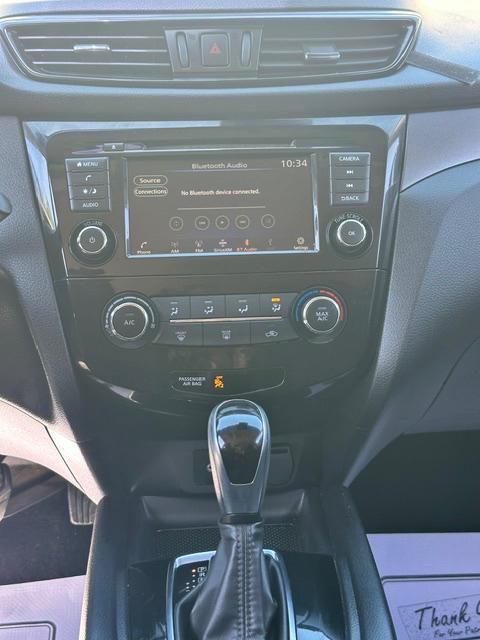 Nissan Rogue Sport S 2020