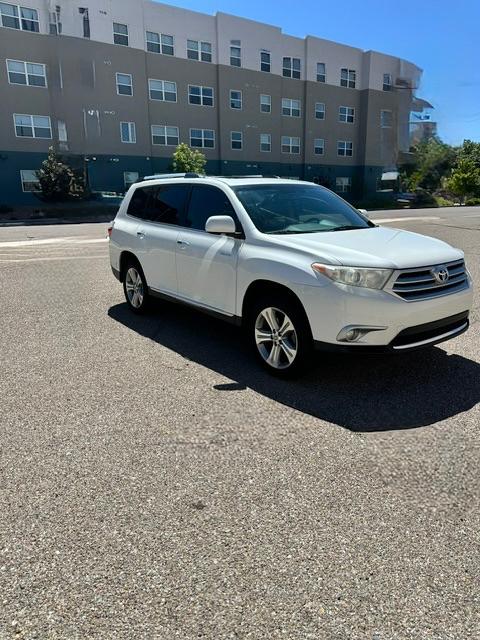 Toyota Highlander Limited 4WD 2012