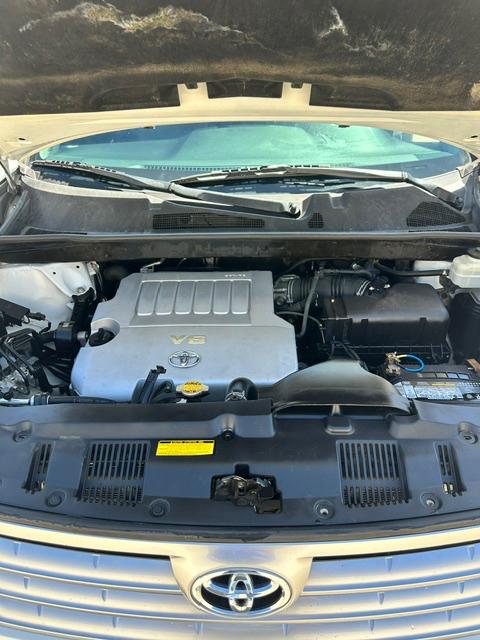 Toyota Highlander Limited 4WD 2012