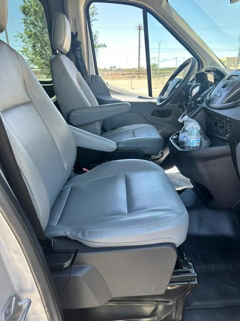 Ford Transit 350 Van High Roof w/Sliding Pass. 148-in. WB EL 2017