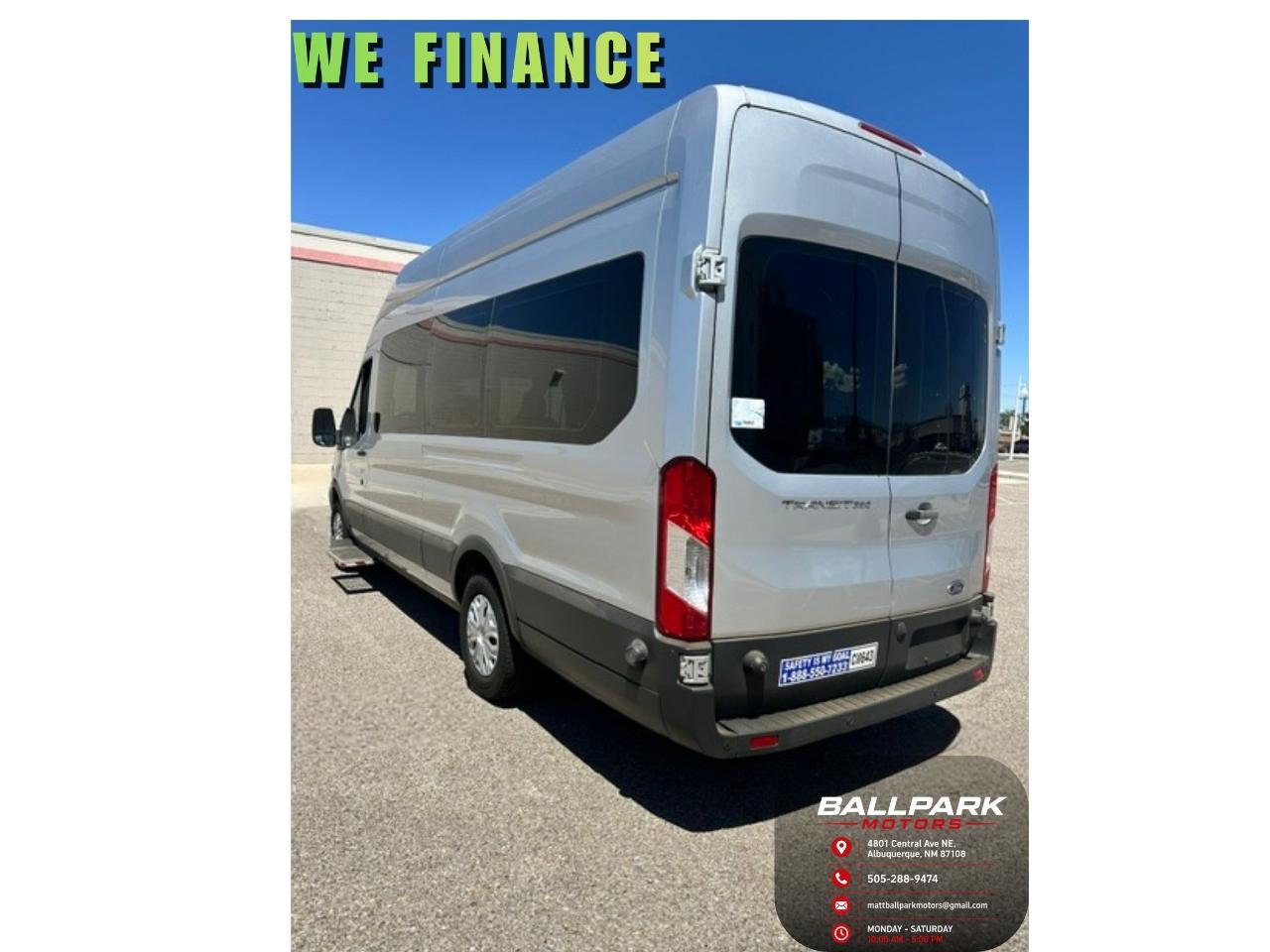Ford Transit 350 Van High Roof w/Sliding Pass. 148-in. WB EL 2017