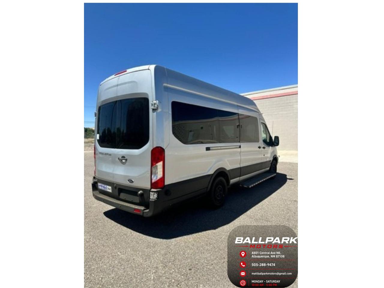 Ford Transit 350 Van High Roof w/Sliding Pass. 148-in. WB EL 2017