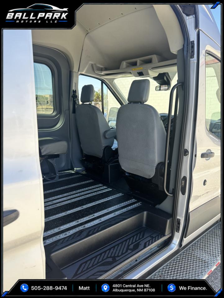 Ford Transit 350 Van High Roof w/Sliding Pass. 148-in. WB EL 2017
