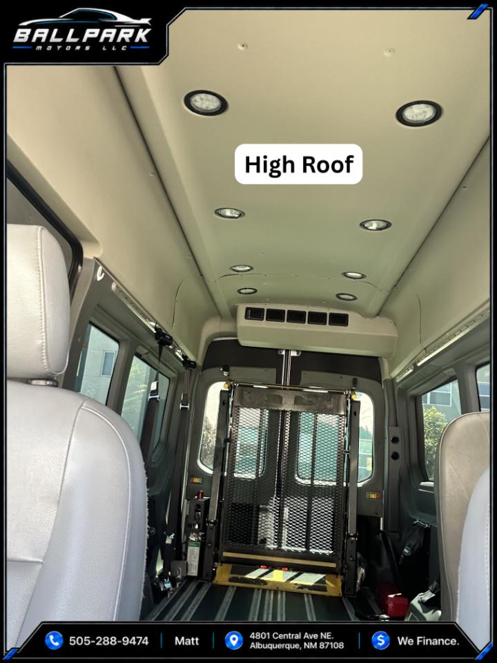 Ford Transit 350 Van High Roof w/Sliding Pass. 148-in. WB EL 2017