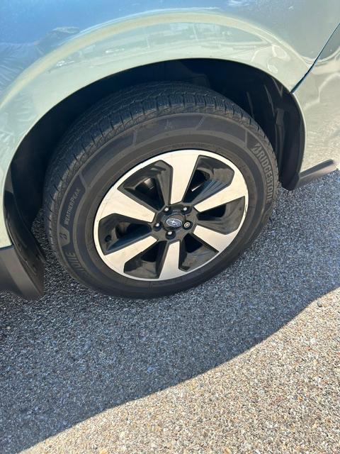 Subaru Forester 2.5i Premium PZEV CVT 2017