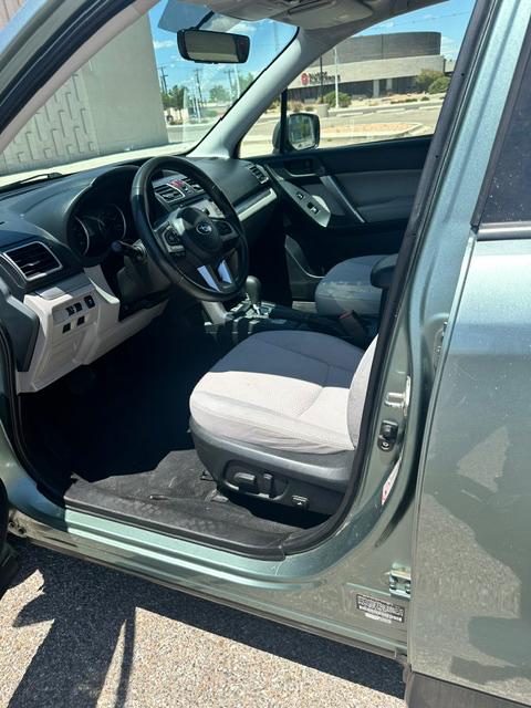 Subaru Forester 2.5i Premium PZEV CVT 2017