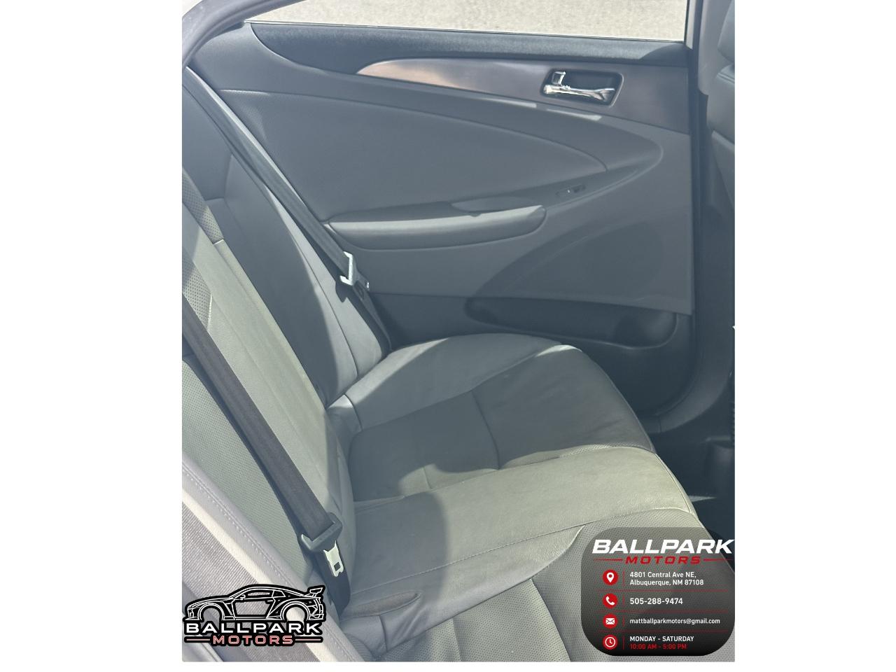Hyundai Sonata Hybrid Sedan 2015
