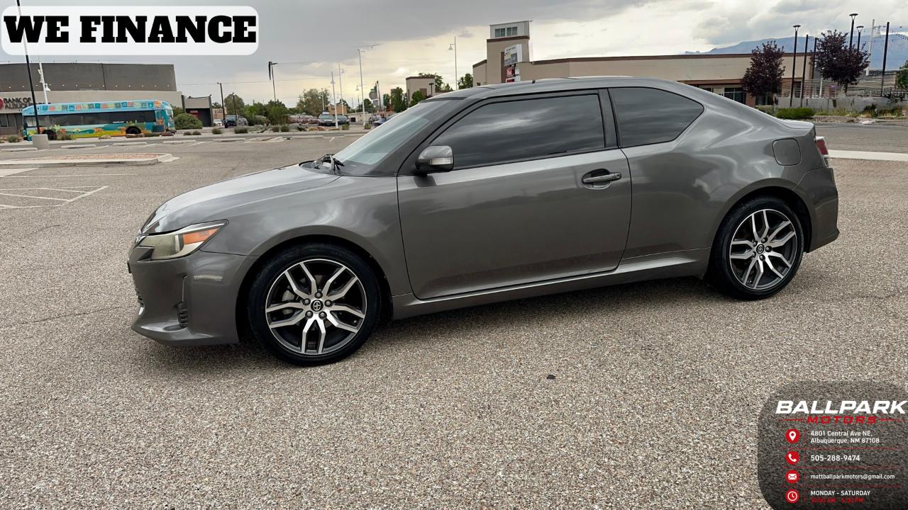Scion tC Sports Coupe 6-Spd AT 2015