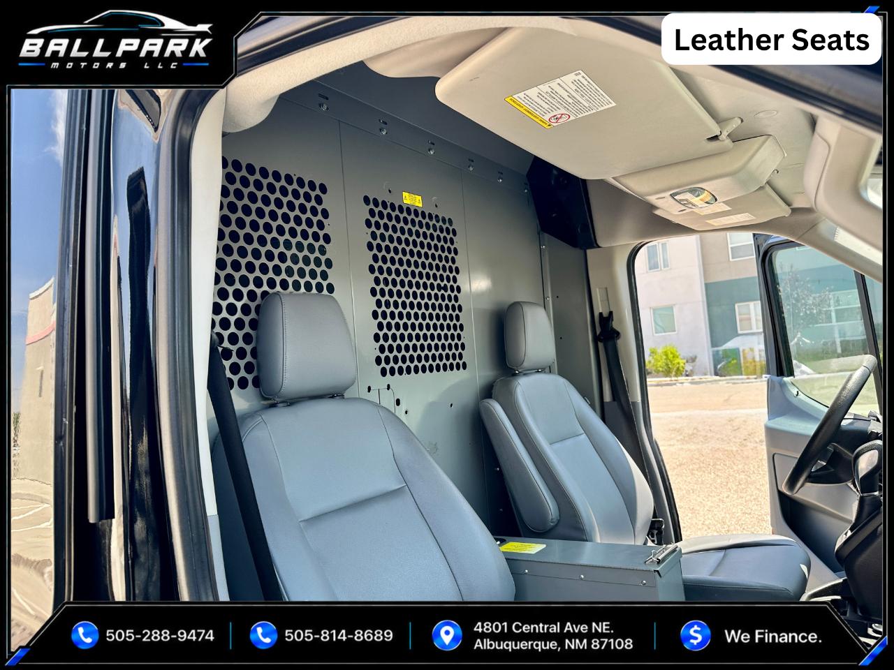 Ford Transit 250 Van Med. Roof w/Sliding Pass. 148-in. WB 2017