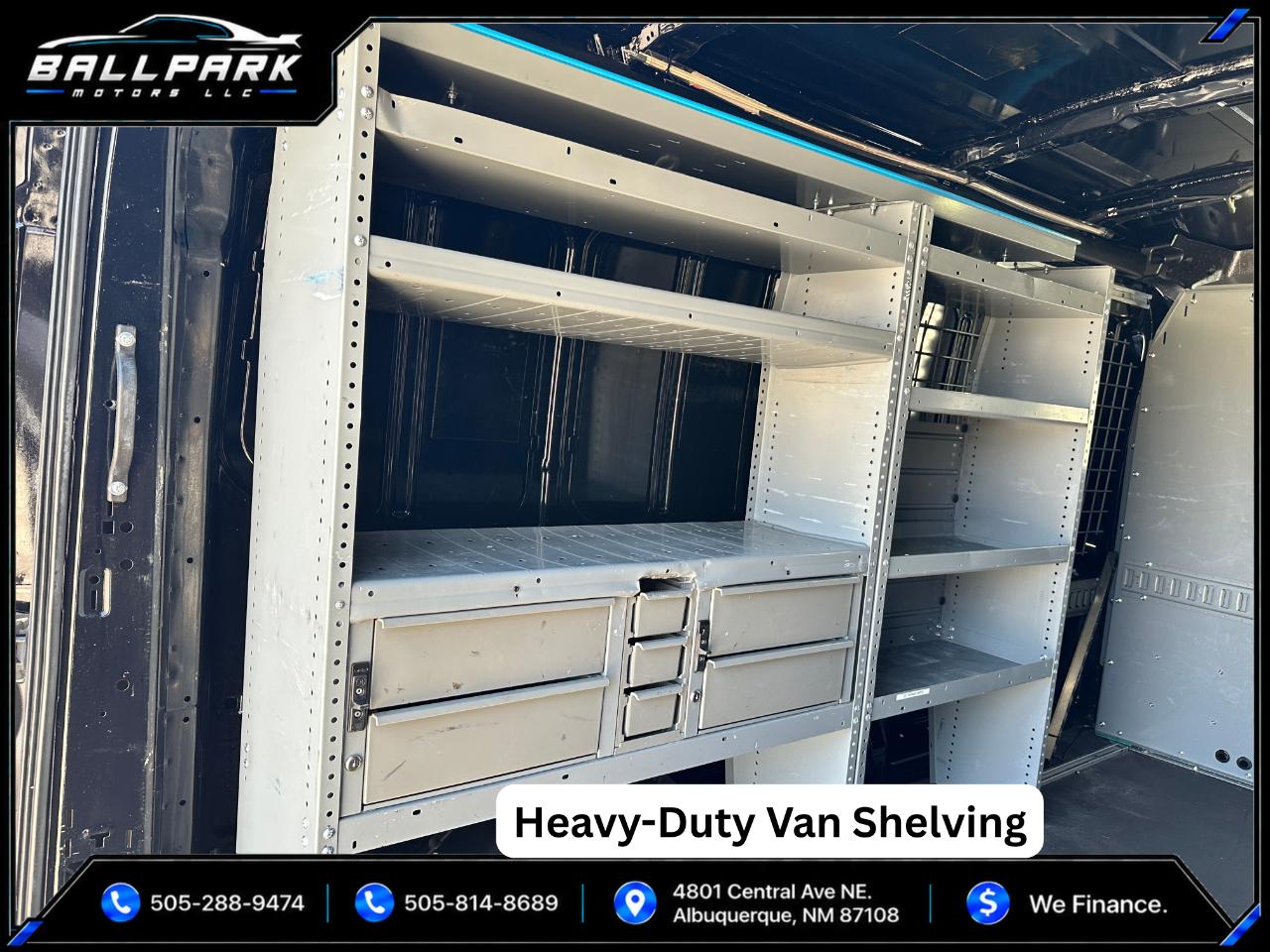 Ford Transit 250 Van Med. Roof w/Sliding Pass. 148-in. WB 2017