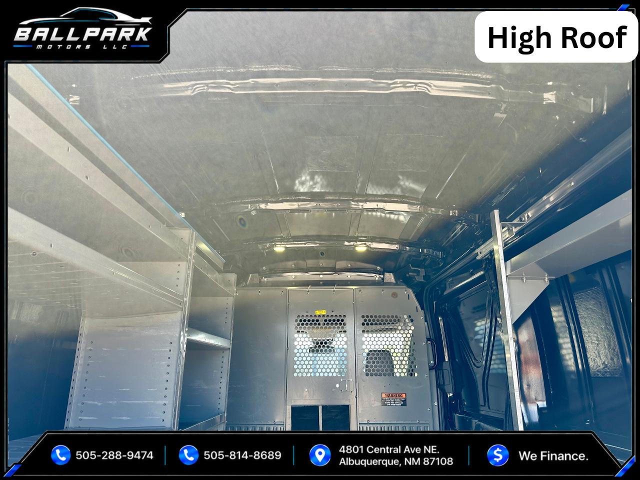 Ford Transit 250 Van Med. Roof w/Sliding Pass. 148-in. WB 2017