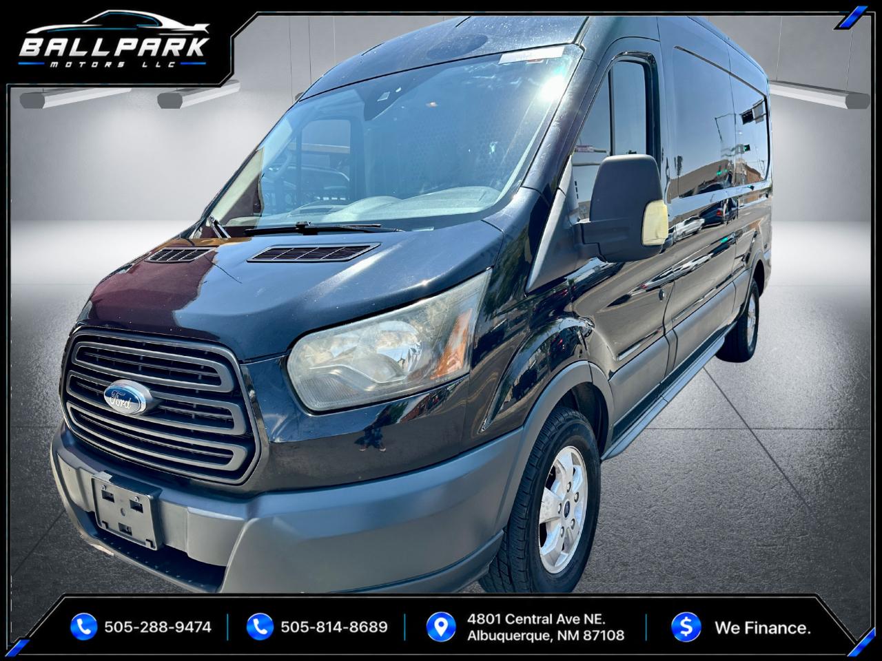 Ford Transit 250 Van Med. Roof w/Sliding Pass. 148-in. WB 2017