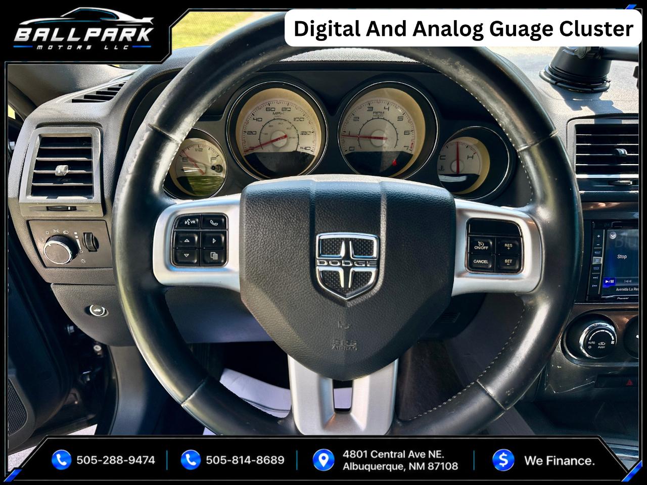 Dodge Challenger SXT 2012