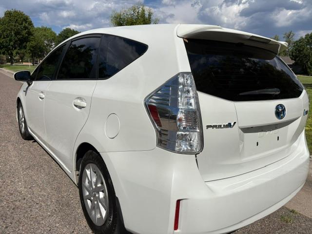 Toyota Prius V Two 2012