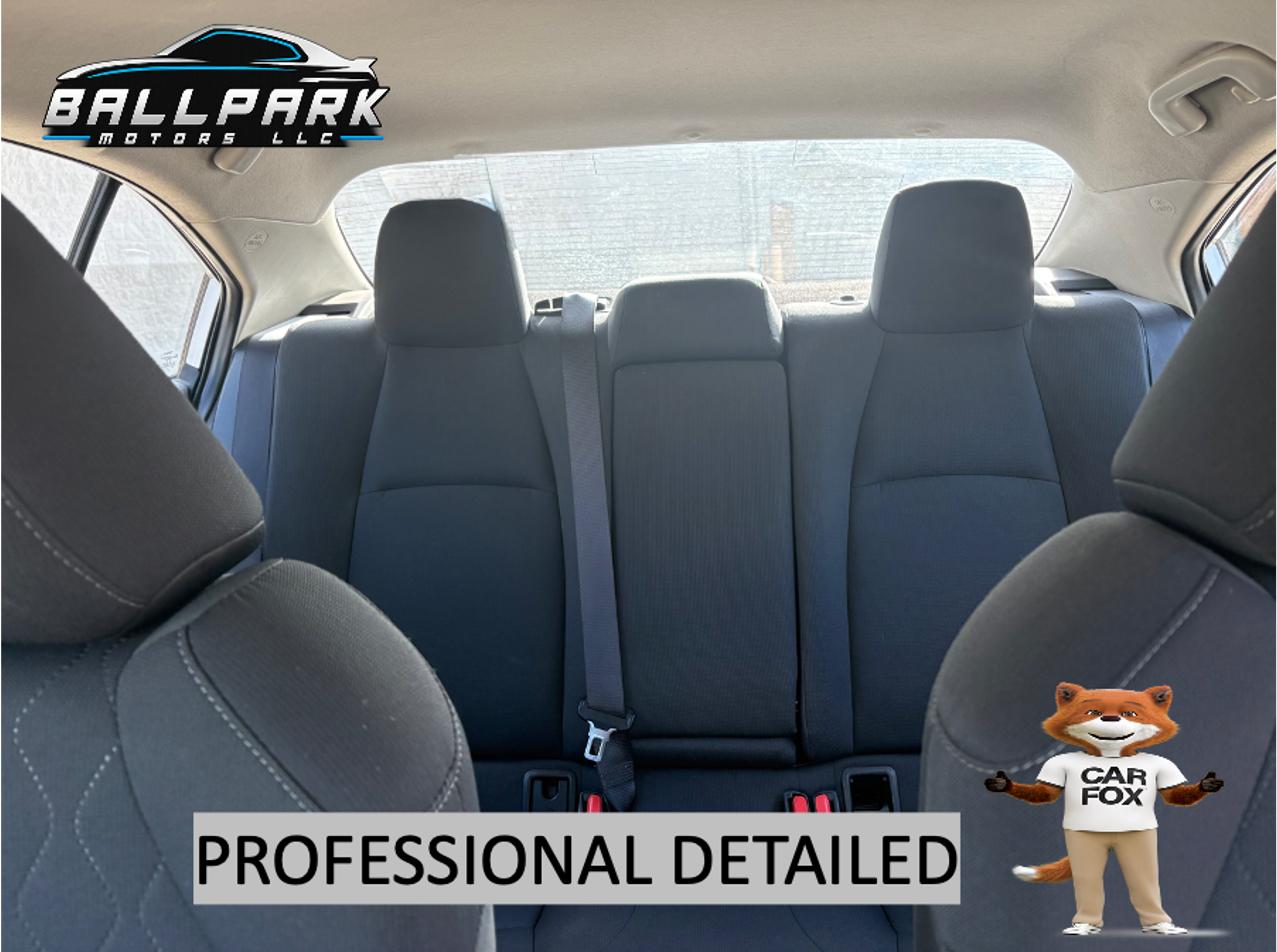 Toyota Corolla 4dr Sdn Auto LE (Natl) 2022