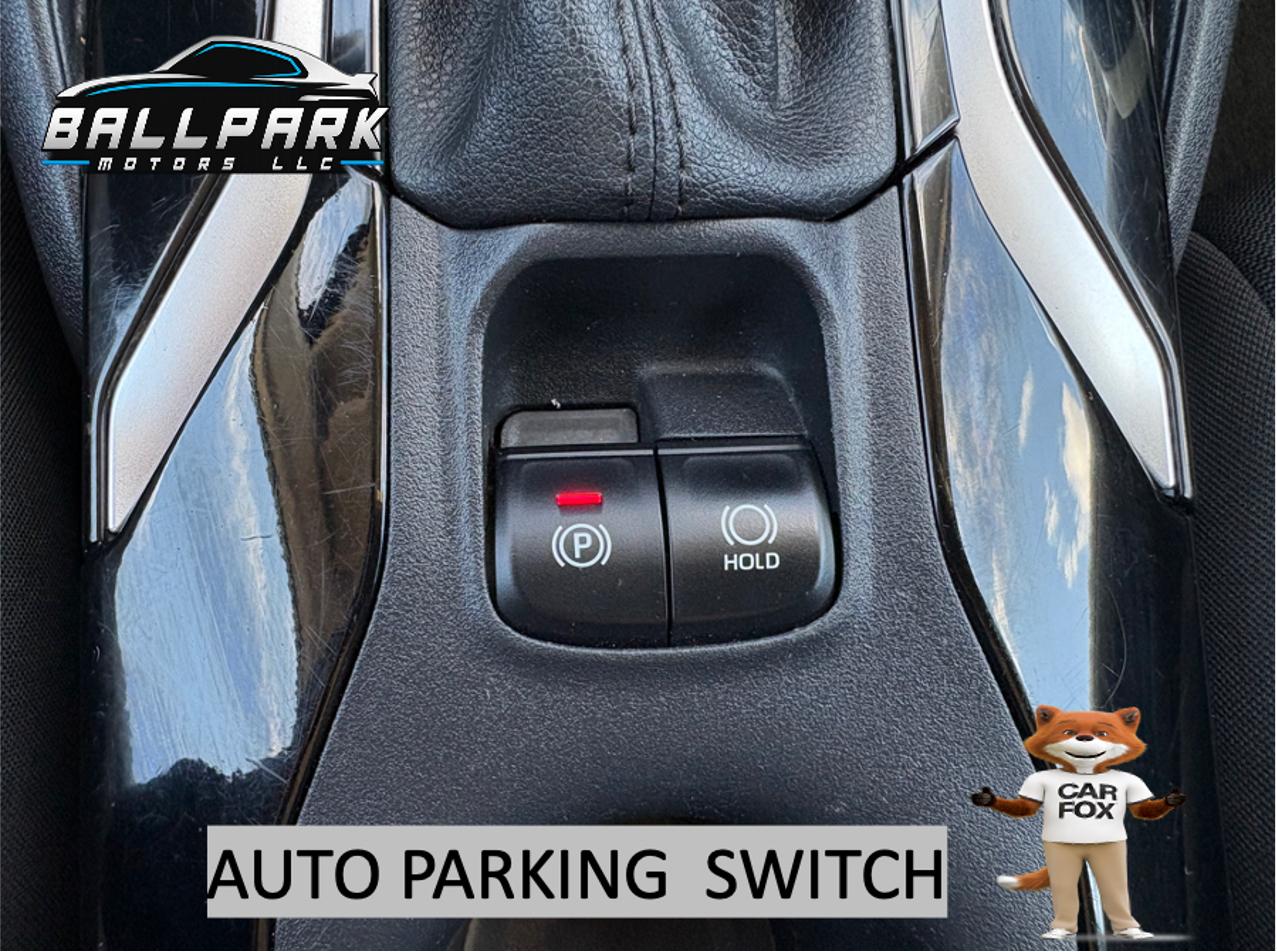 Toyota Corolla 4dr Sdn Auto LE (Natl) 2022