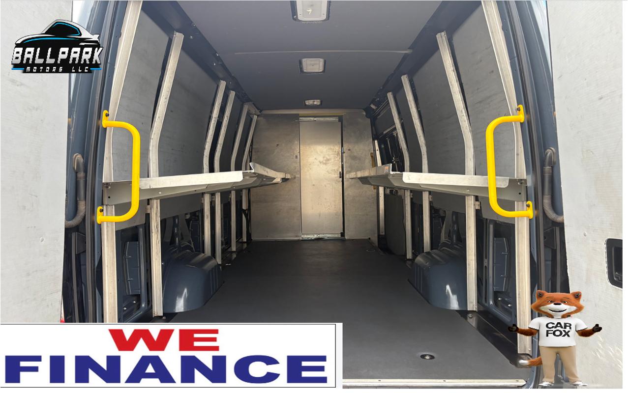 Mercedes-Benz Sprinter 3500 Wagon High Roof 170-in. WB 2019