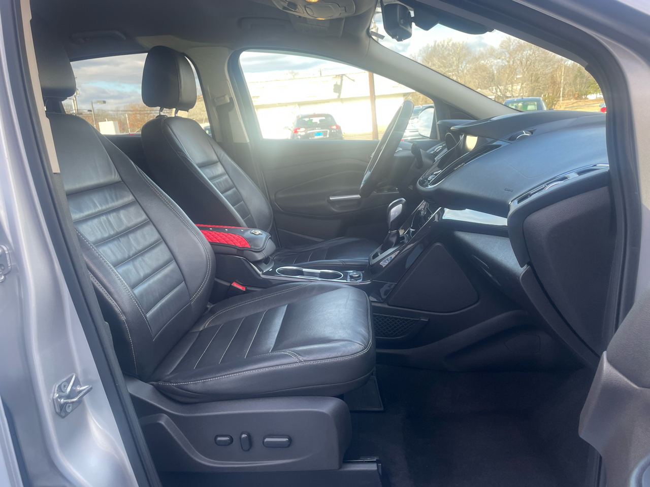 Ford Escape Titanium 4WD 2015