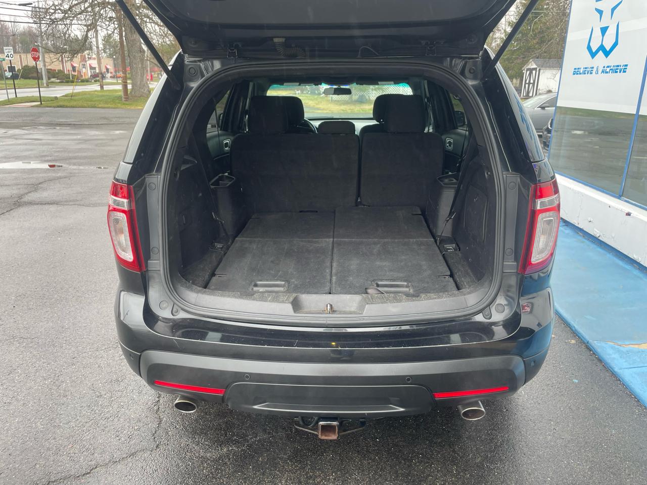 Ford Explorer 4WD 4dr V6 XLT 2015