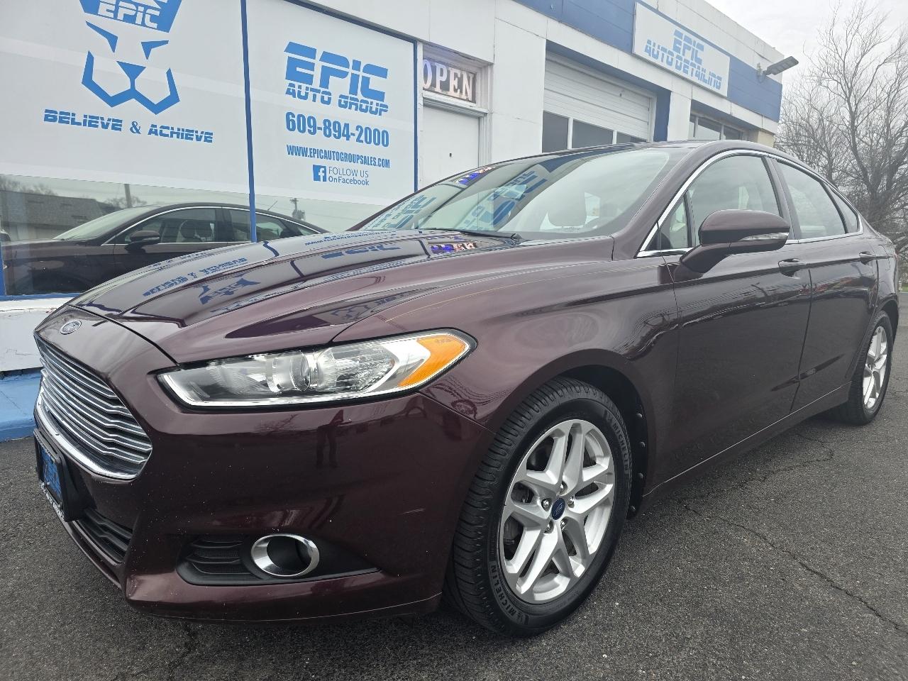 Ford Fusion SE 2013