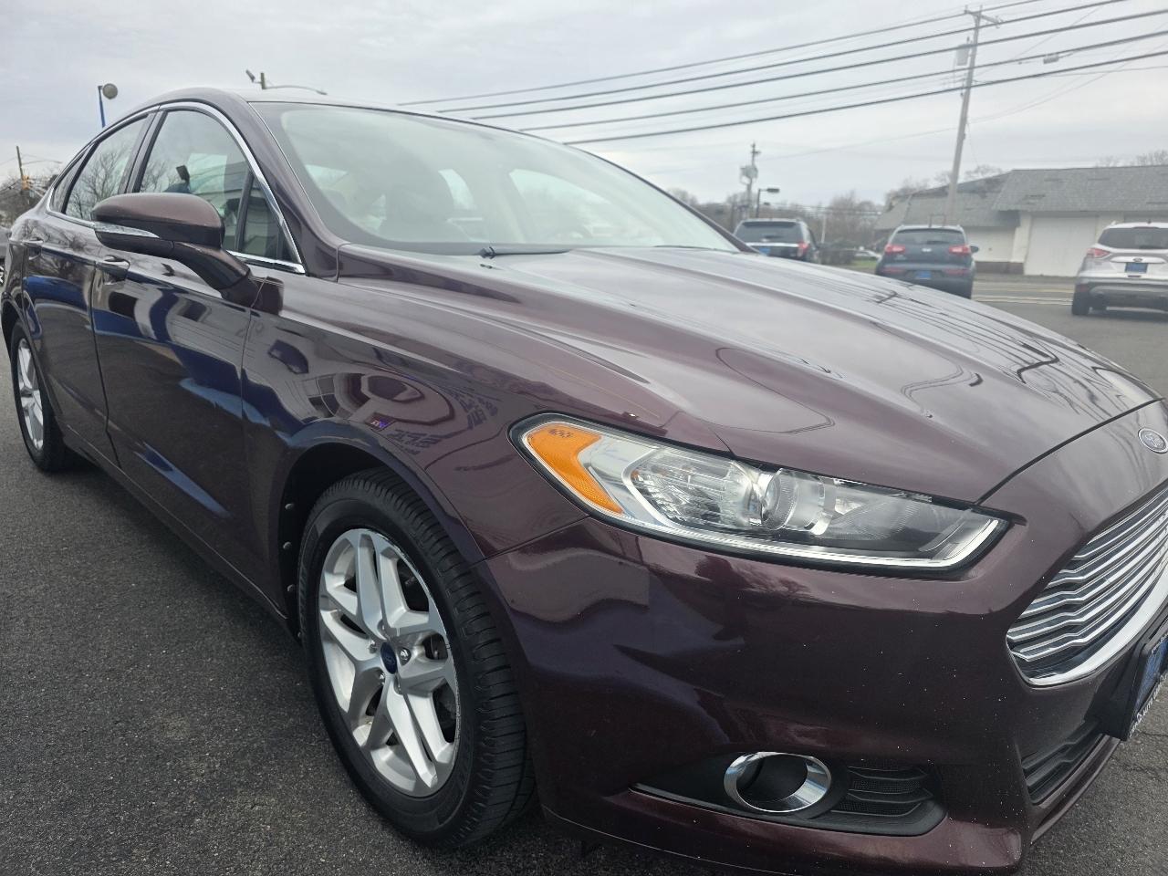 Ford Fusion SE 2013