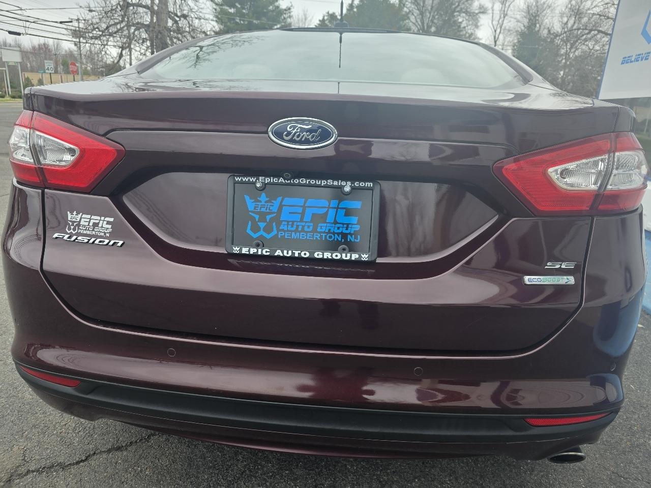 Ford Fusion SE 2013