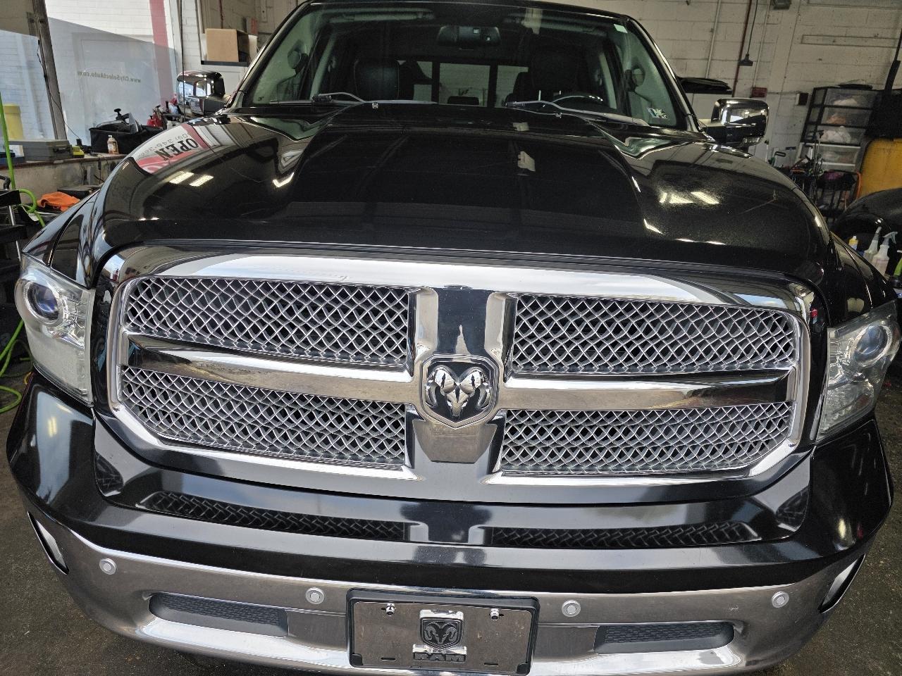RAM 1500 4WD Crew Cab 149" Laramie Limited 2015