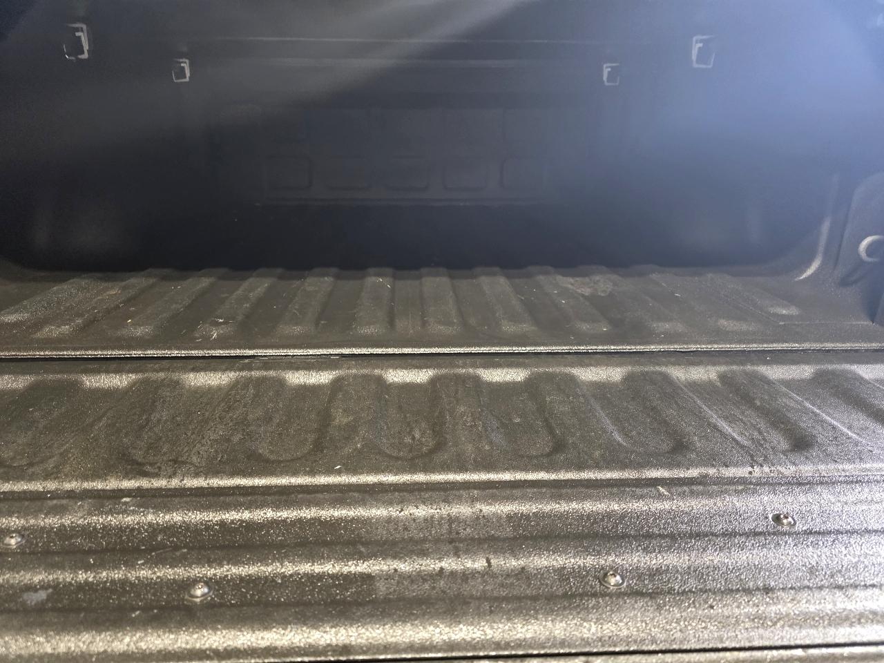 RAM 1500 4WD Crew Cab 149" Laramie Limited 2015