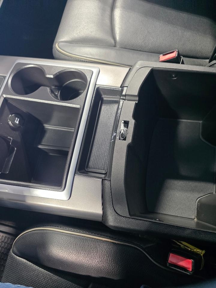 RAM 1500 4WD Crew Cab 149" Laramie Limited 2015