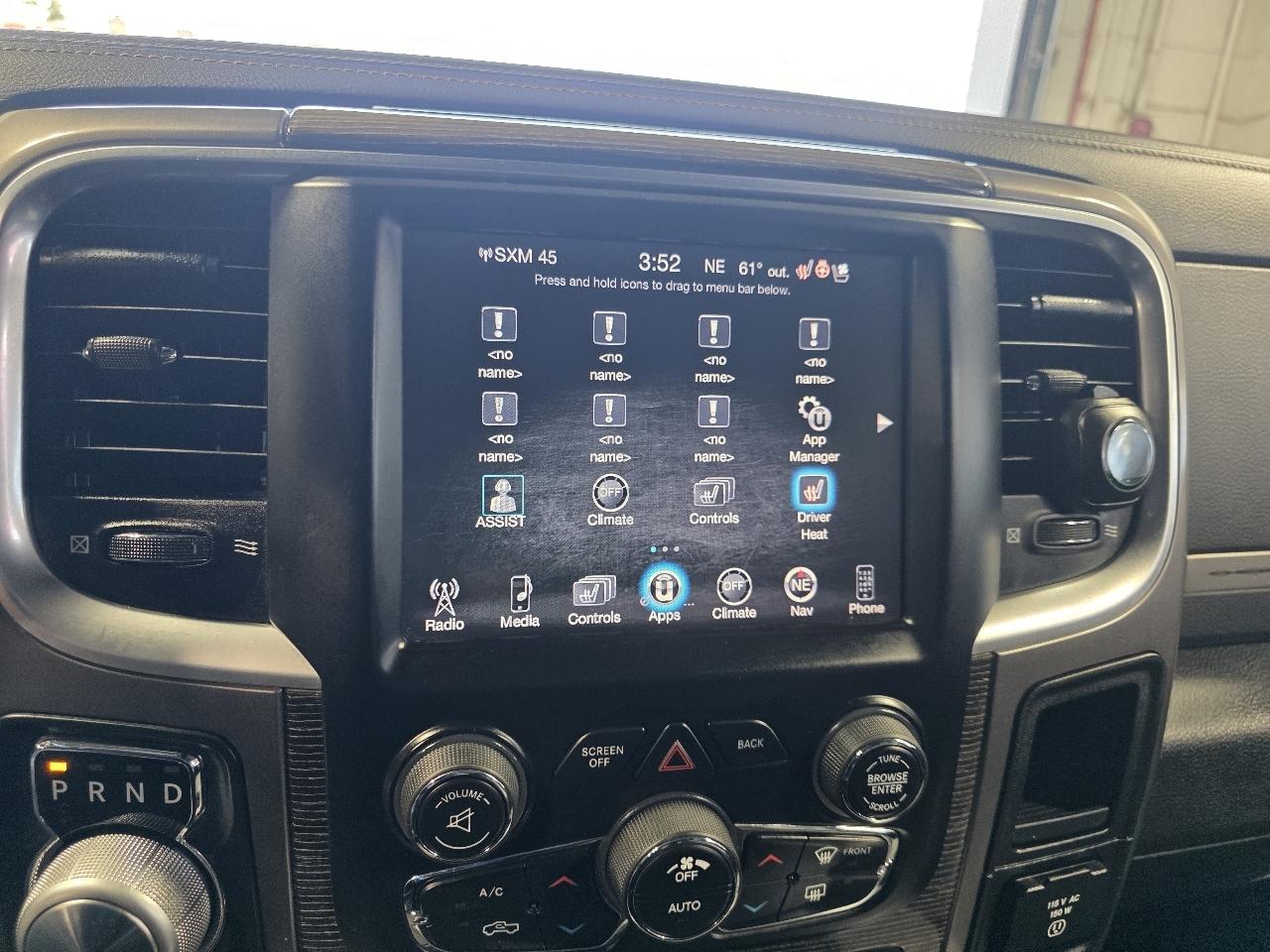 RAM 1500 4WD Crew Cab 149" Laramie Limited 2015