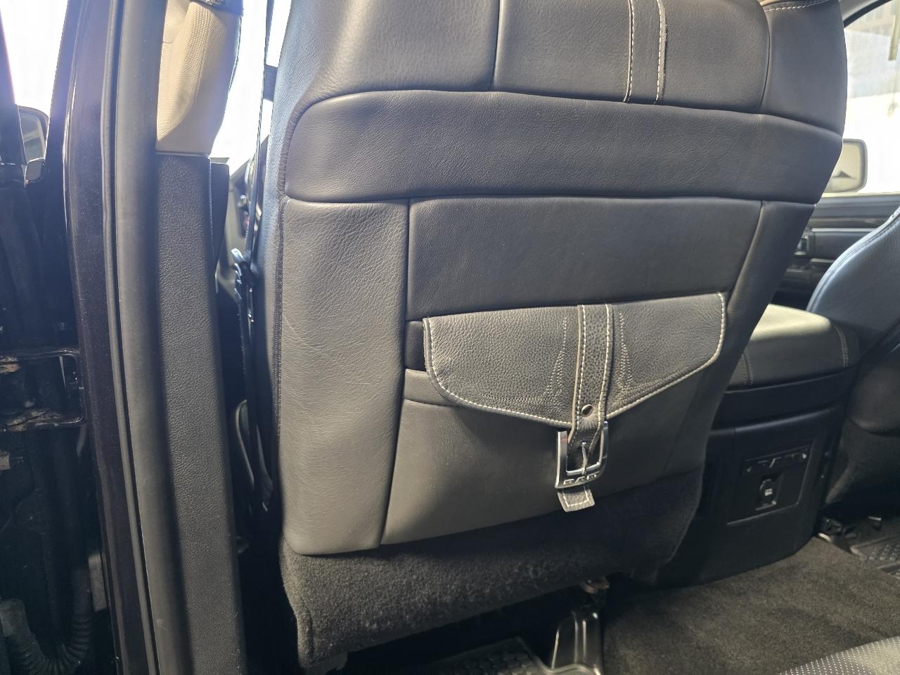 RAM 1500 4WD Crew Cab 149" Laramie Limited 2015